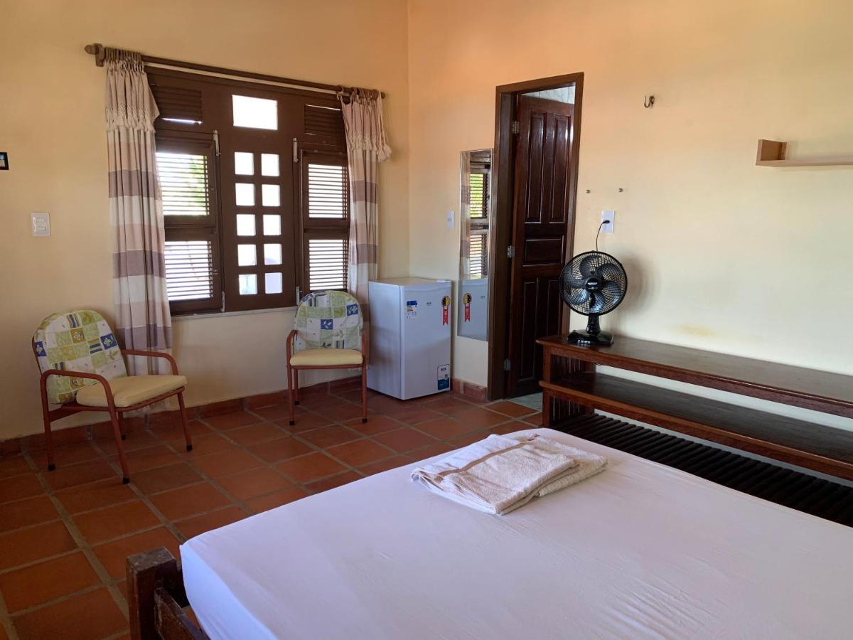 Morro Branco Suites - Hospedaria Morro Branco 베베리베 외부 사진