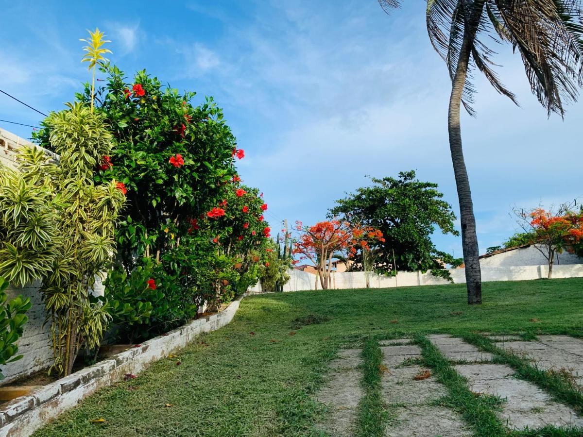 Morro Branco Suites - Hospedaria Morro Branco 베베리베 외부 사진