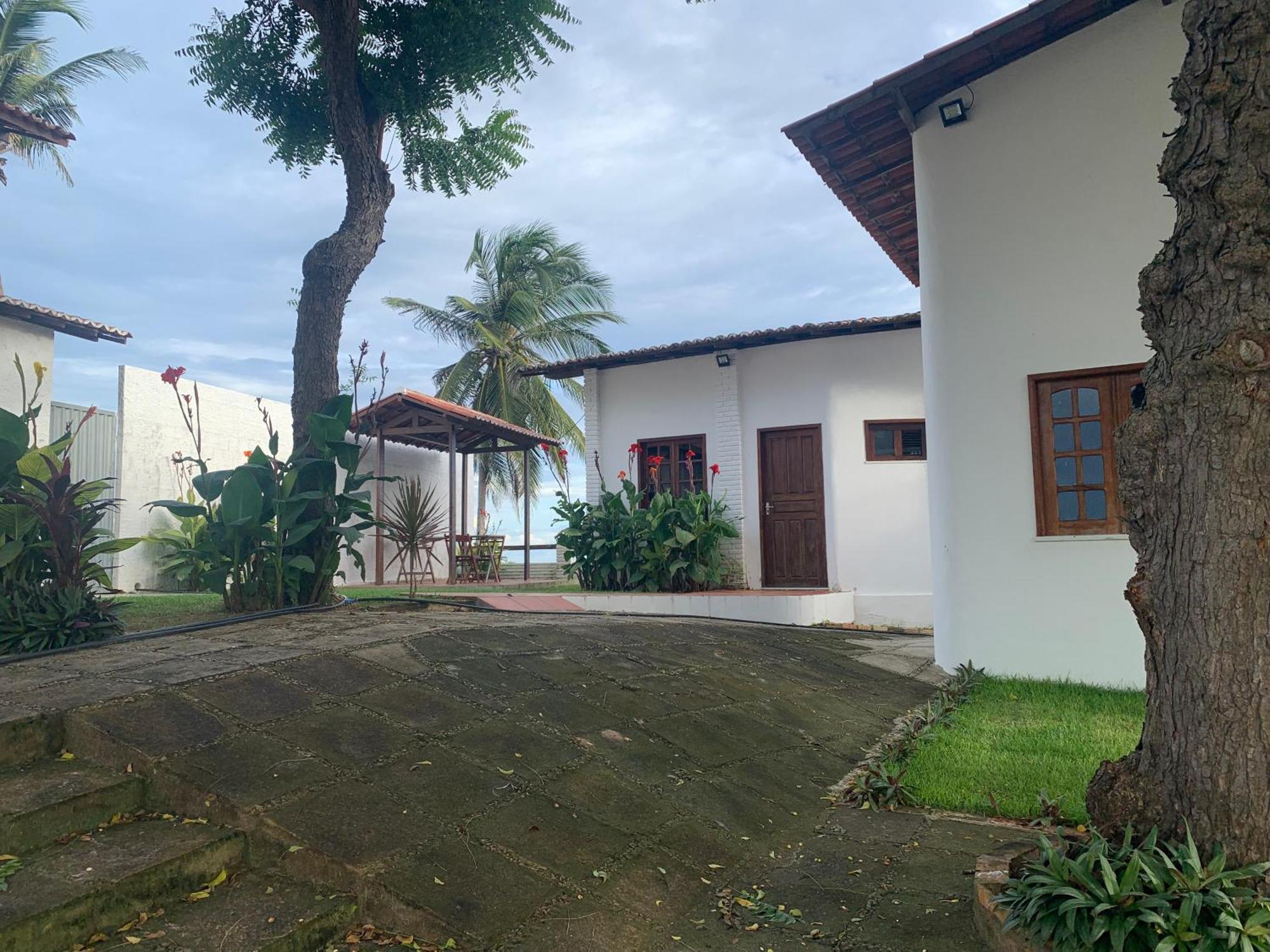 Morro Branco Suites - Hospedaria Morro Branco 베베리베 외부 사진